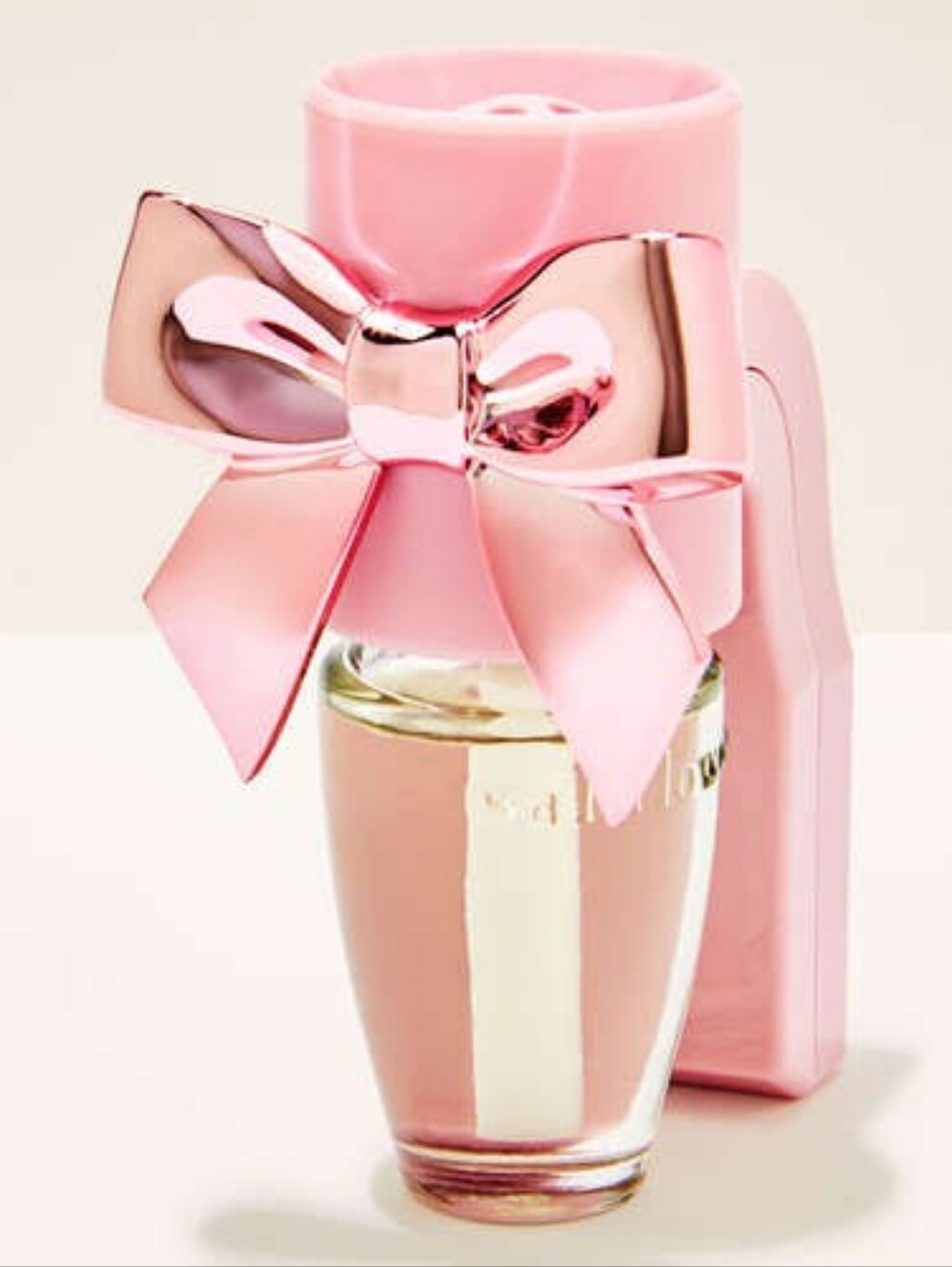 Bath & Body Works Metalic Pink Bow Wallflower Scent Diffuser